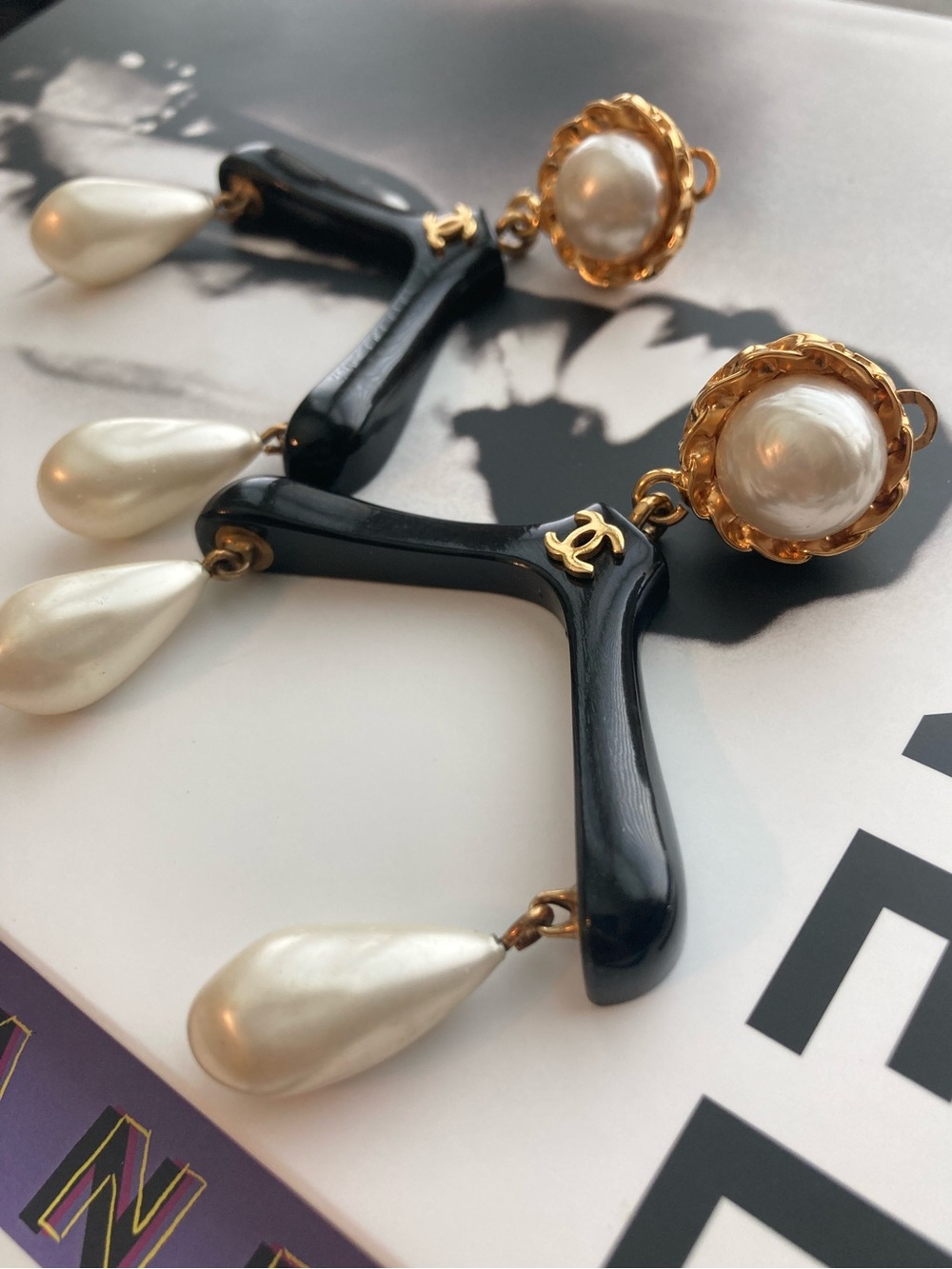 CHANEL Black Hanger Earrings with Gold & Pearl Drops - Picture 7 of 16